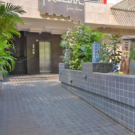 Hotel The Grand Suites Ahmedabad Exteriör bild