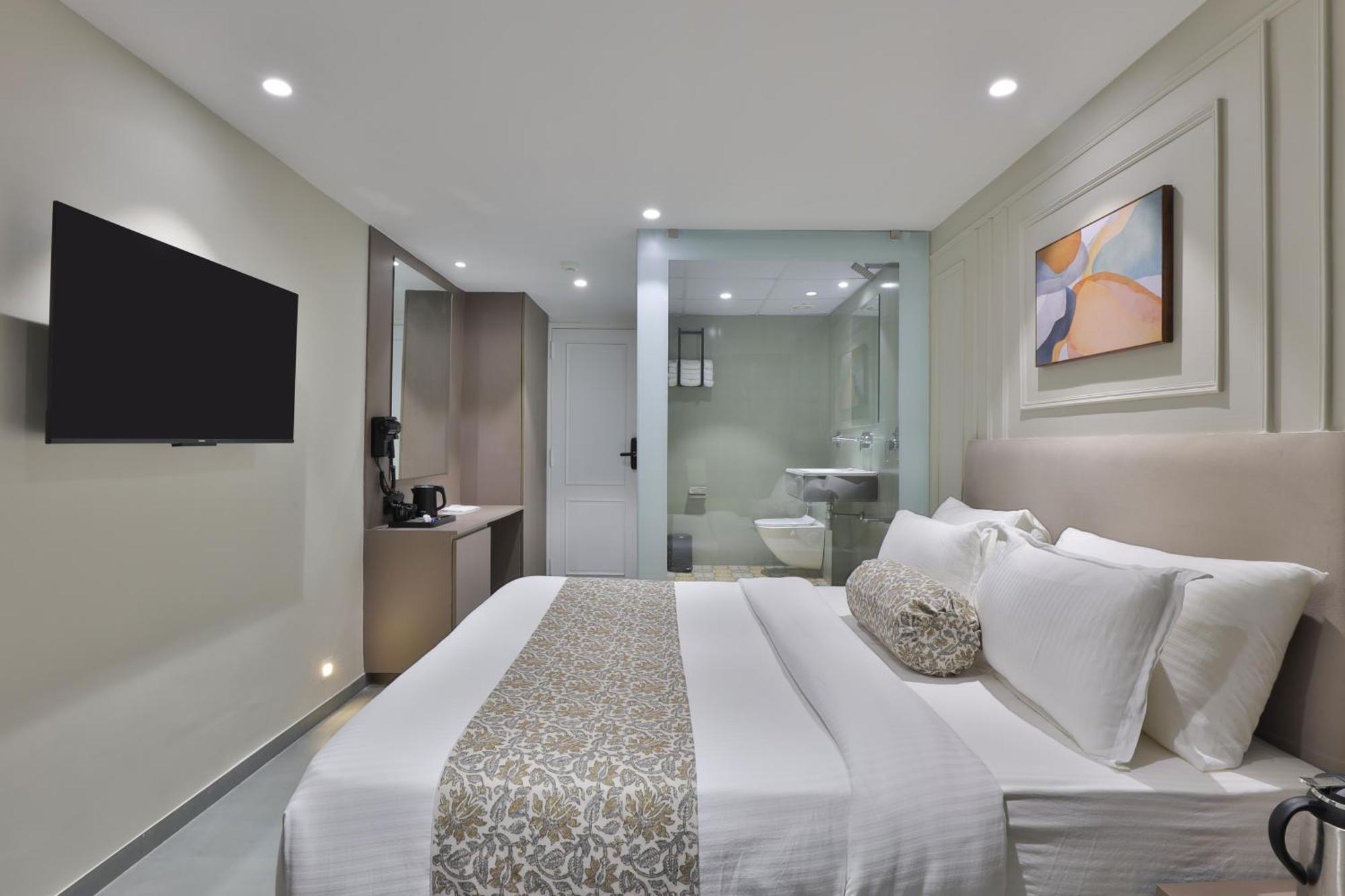 Hotel The Grand Suites Ahmedabad Exteriör bild
