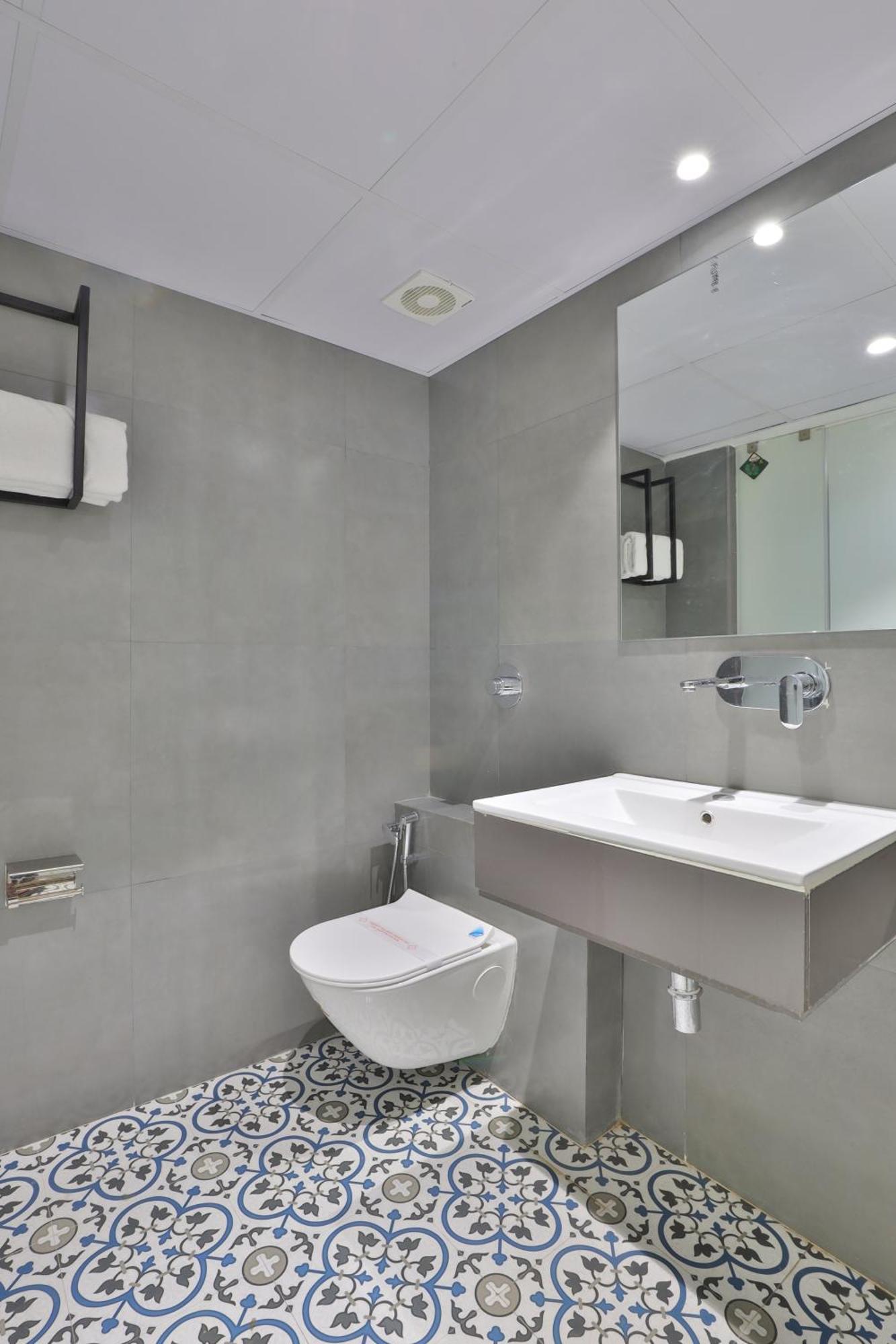 Hotel The Grand Suites Ahmedabad Exteriör bild